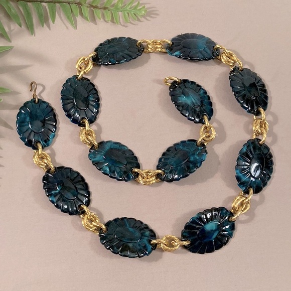 Vintage Concho Style Chain Belt - Picture 1 of 12